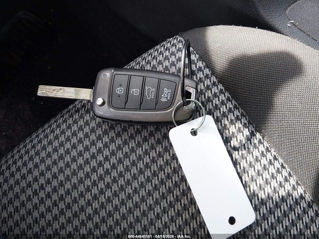 44843151 :رقم المزاد ، KM8K12AA9LU484123 vin ، 2020 Hyundai Kona Se مزاد بيع