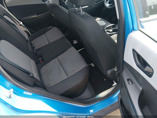 44843151 :رقم المزاد ، KM8K12AA9LU484123 vin ، 2020 Hyundai Kona Se مزاد بيع