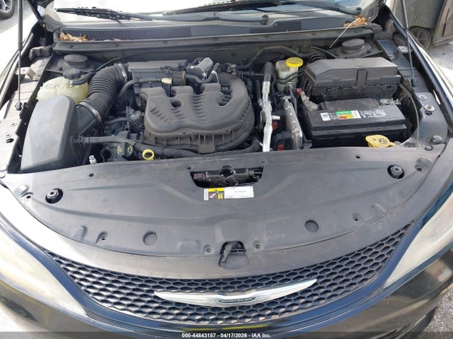 2016 Chrysler 200 S მანქანა იყიდება აუქციონზე, vin: 1C3CCCBG0GN126005, აუქციონის ნომერი: 44843157