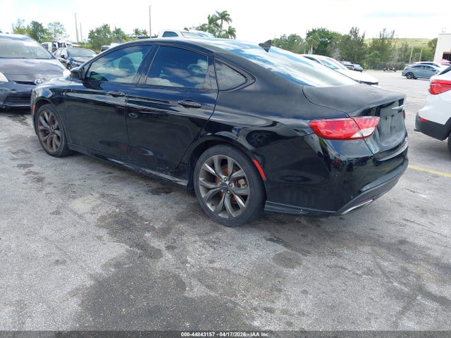 2016 Chrysler 200 S მანქანა იყიდება აუქციონზე, vin: 1C3CCCBG0GN126005, აუქციონის ნომერი: 44843157