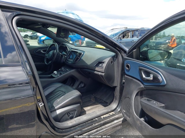 2016 Chrysler 200 S მანქანა იყიდება აუქციონზე, vin: 1C3CCCBG0GN126005, აუქციონის ნომერი: 44843157