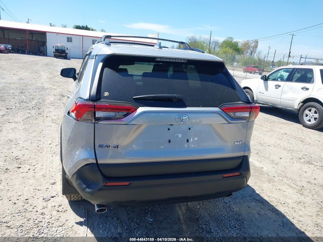 2T3W1RFV4SC359107 Toyota Rav4 Xle