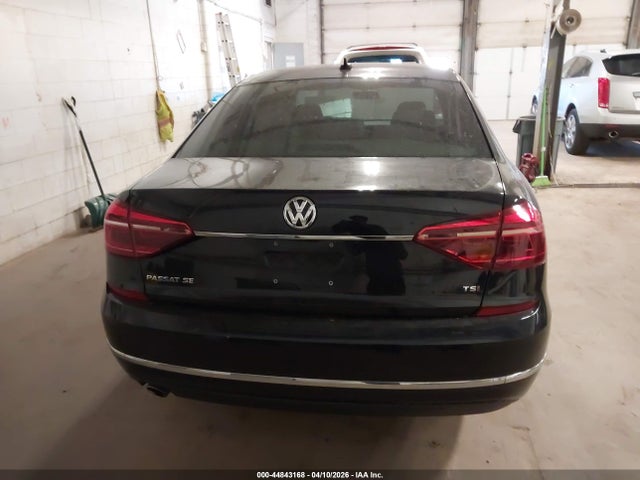 44843168 :رقم المزاد ، 1VWBT7A3XHC039154 vin ، 2017 Volkswagen Passat 1.8t Se مزاد بيع