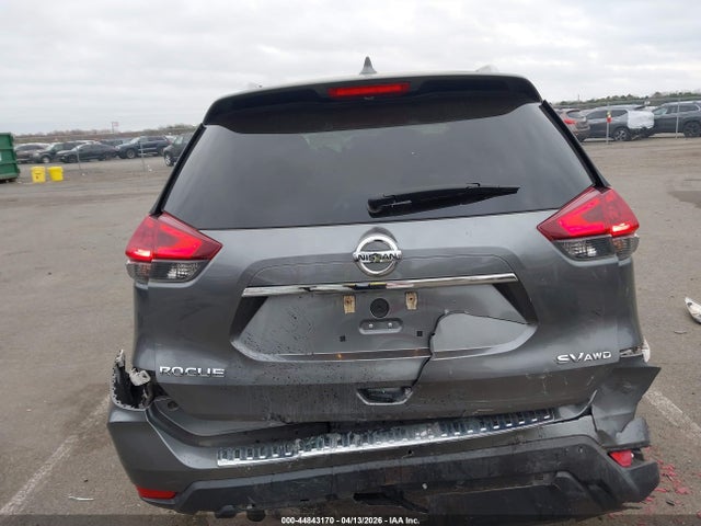 2018 Nissan Rogue Sv მანქანა იყიდება აუქციონზე, vin: 5N1AT2MV5JC776245, აუქციონის ნომერი: 44843170