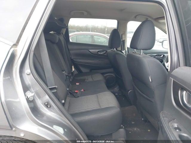 2018 Nissan Rogue Sv მანქანა იყიდება აუქციონზე, vin: 5N1AT2MV5JC776245, აუქციონის ნომერი: 44843170