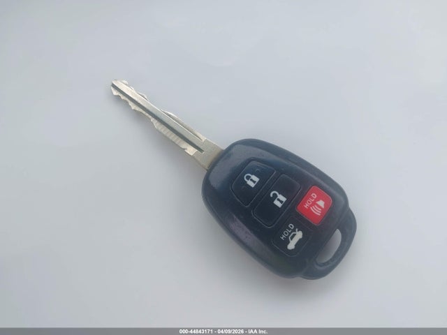 4T1BF1FK5FU040710 Toyota CAMRY SE