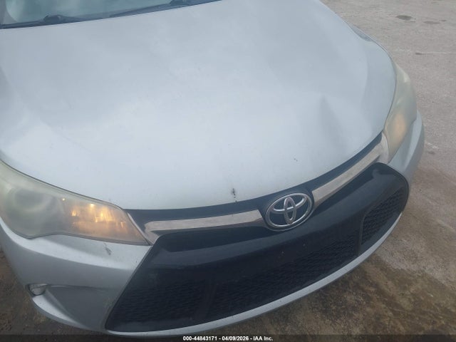 4T1BF1FK5FU040710 Toyota CAMRY SE