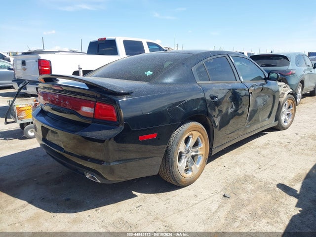 Продаж на аукціоні авто 2014 Dodge Charger Se, vin: 2C3CDXBG8EH300803, номер лоту: 44843173