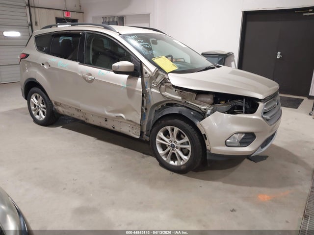 Auction sale of the 2017 Ford Escape Se, vin: 1FMCU0GD9HUC72380, lot number: 44843183