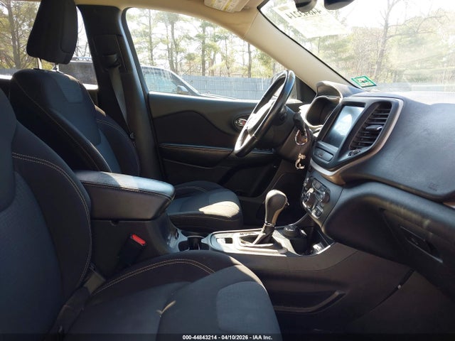 Продаж на аукціоні авто 2016 Jeep Cherokee Latitude, vin: 1C4PJMCSXGW294885, номер лоту: 44843214