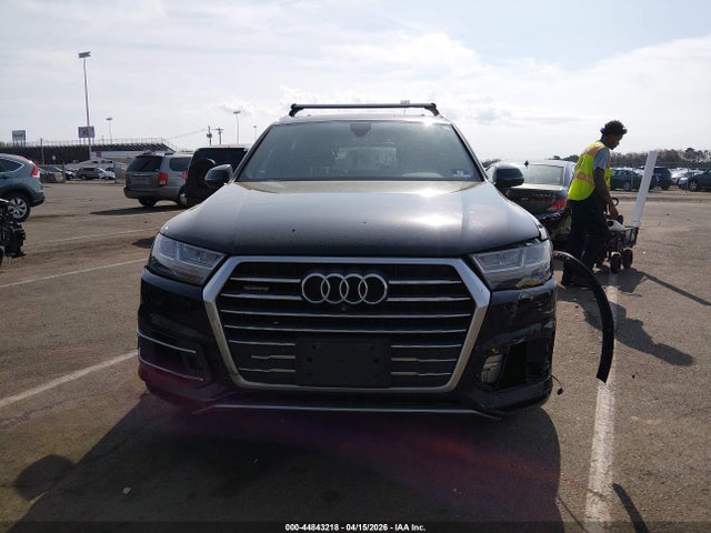Продажа на аукционе авто 2017 Audi Q7 3.0t Premium, vin: WA1LAAF70HD057298, номер лота: 44843218