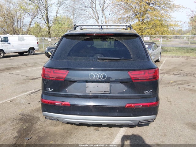 Продажа на аукционе авто 2017 Audi Q7 3.0t Premium, vin: WA1LAAF70HD057298, номер лота: 44843218