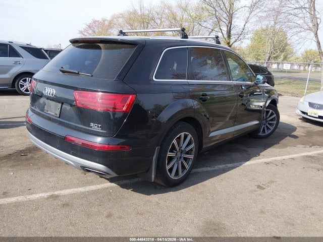 Продажа на аукционе авто 2017 Audi Q7 3.0t Premium, vin: WA1LAAF70HD057298, номер лота: 44843218