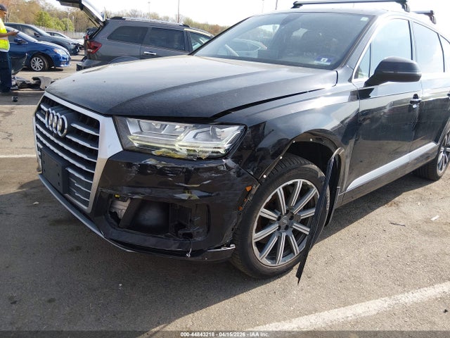 Продажа на аукционе авто 2017 Audi Q7 3.0t Premium, vin: WA1LAAF70HD057298, номер лота: 44843218