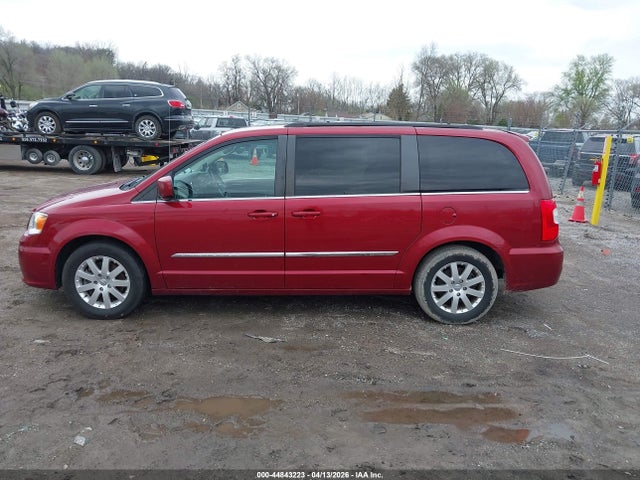 2016 Chrysler Town & Country Touring მანქანა იყიდება აუქციონზე, vin: 2C4RC1BG8GR294505, აუქციონის ნომერი: 44843223