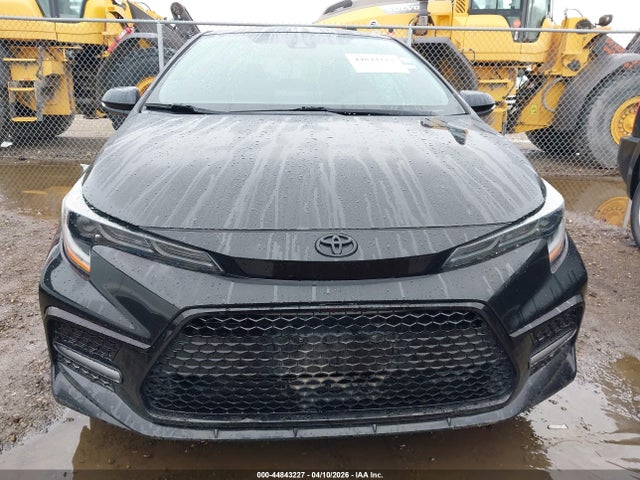 44843227 :رقم المزاد ، 5YFS4MCE3NP100506 vin ، 2022 Toyota Corolla Se Nightshade Edition مزاد بيع