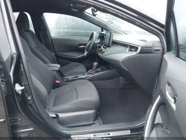 44843227 :رقم المزاد ، 5YFS4MCE3NP100506 vin ، 2022 Toyota Corolla Se Nightshade Edition مزاد بيع