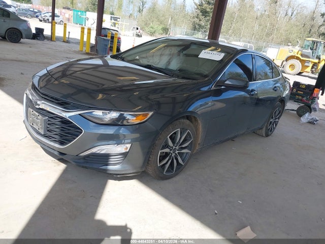 1G1ZG5ST4MF063380 Chevrolet Malibu Fwd Rs