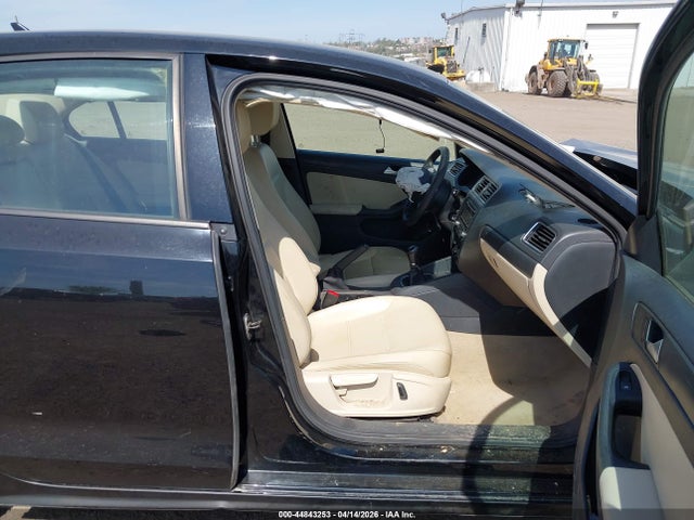 Volkswagen Jetta 1.8t Se 2014 3VWB17AJ5EM441923 Image 5