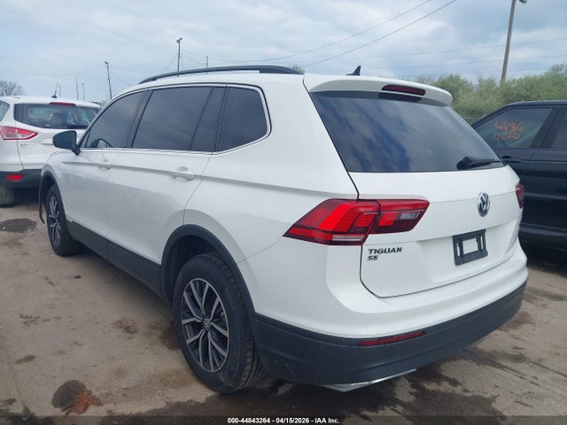 Продаж на аукціоні авто 2019 Volkswagen Tiguan 2.0t Se/2.0t Sel/2.0t Sel R-line/2.0t Sel R-line Black, vin: 3VV2B7AX7KM186127, номер лоту: 44843264