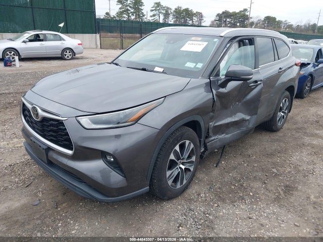 Aukcja sprzedaży 2021 Toyota Highlander Xle, vin: 5TDGZRBH6MS539141, numer aukcji: 44843307