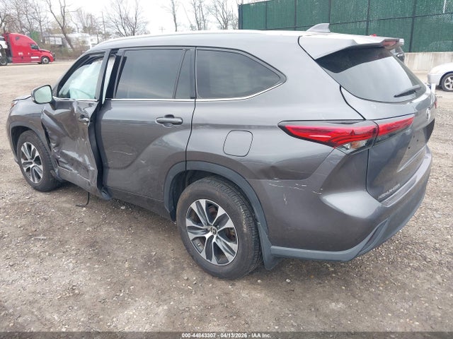 Aukcja sprzedaży 2021 Toyota Highlander Xle, vin: 5TDGZRBH6MS539141, numer aukcji: 44843307