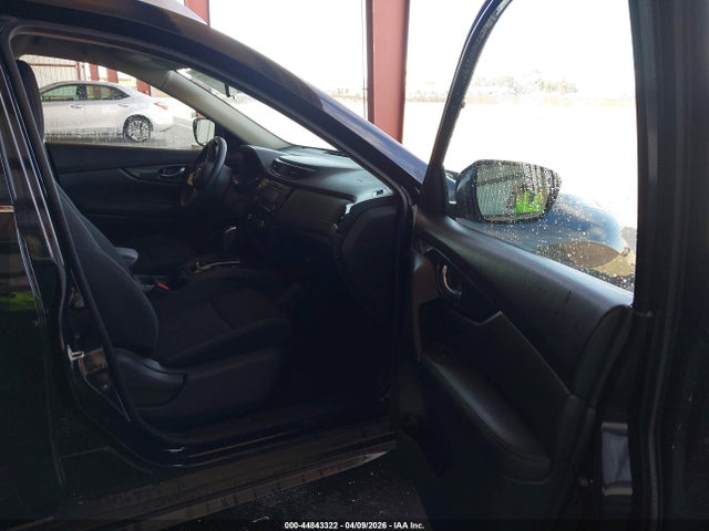 KNMAT2MT1KP556257 Nissan ROGUE SV