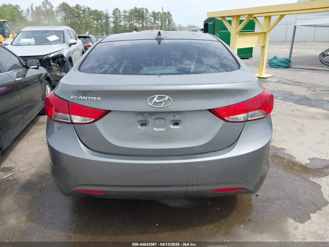 2013 Hyundai Elantra Gls/limited მანქანა იყიდება აუქციონზე, vin: 5NPDH4AE9DH186478, აუქციონის ნომერი: 44843367