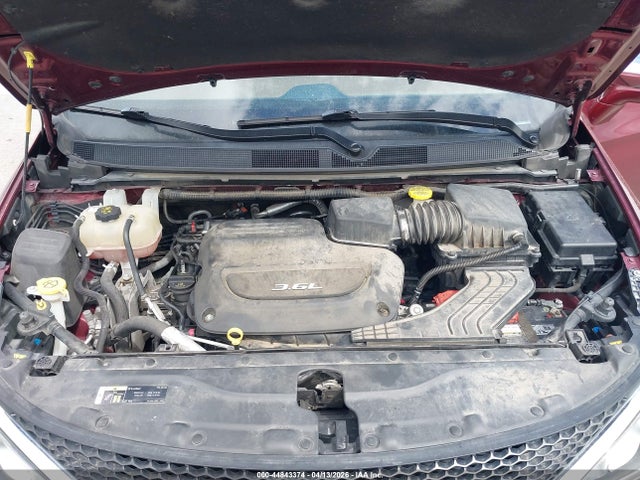 2C4RC1GGXHR628821 Chrysler Pacifica Limited