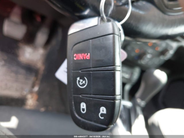 Продажа на аукционе авто 2018 Jeep Renegade Altitude Fwd, vin: ZACCJABB5JPG69150, номер лота: 44843377