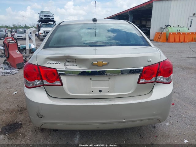 44843392 :رقم المزاد ، 1G1PC5SB4F7167231 vin ، 2015 Chevrolet Cruze 1lt Auto مزاد بيع