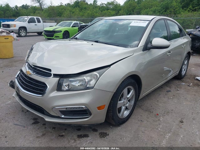 44843392 :رقم المزاد ، 1G1PC5SB4F7167231 vin ، 2015 Chevrolet Cruze 1lt Auto مزاد بيع