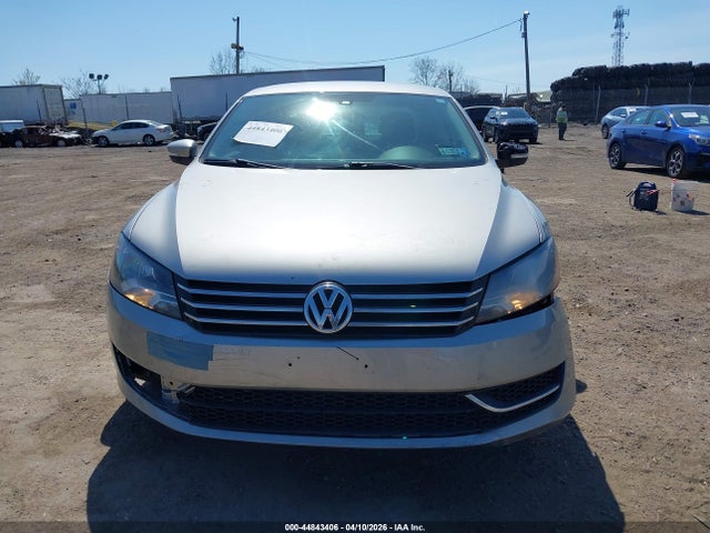 Aukcja sprzedaży 2014 Volkswagen Passat 1.8t S, vin: 1VWAT7A34EC061593, numer aukcji: 44843406