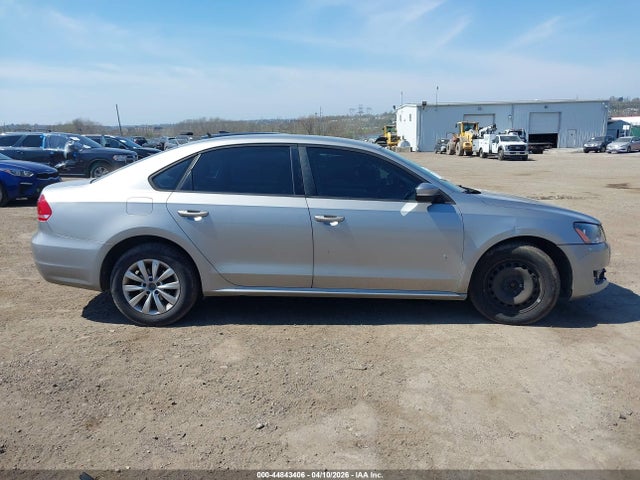 Aukcja sprzedaży 2014 Volkswagen Passat 1.8t S, vin: 1VWAT7A34EC061593, numer aukcji: 44843406