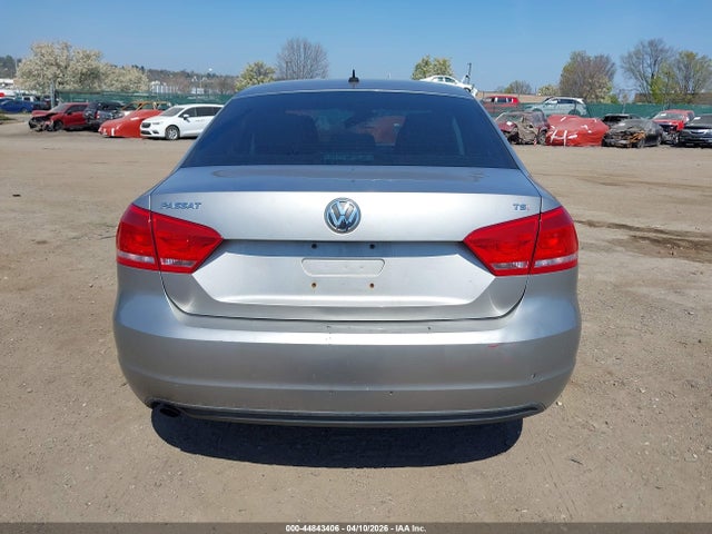 Aukcja sprzedaży 2014 Volkswagen Passat 1.8t S, vin: 1VWAT7A34EC061593, numer aukcji: 44843406
