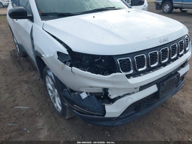 Jeep Compass Latitude 4x4 2024 3C4NJDBN0RT111053 Image 6