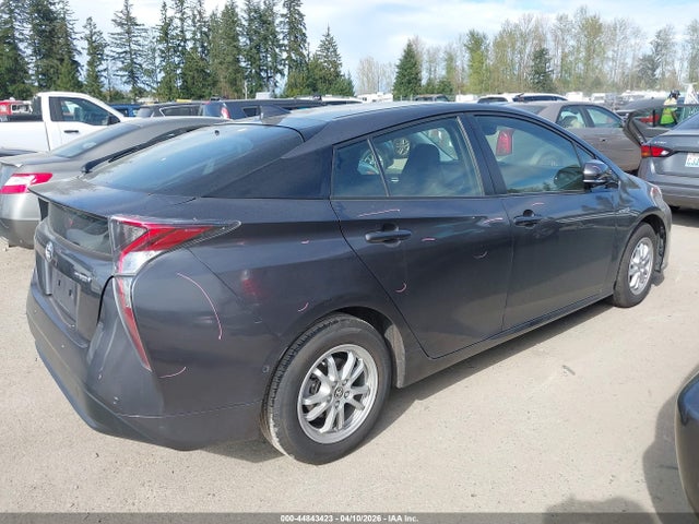 JTDKARFU9J3550611 Toyota Prius Three