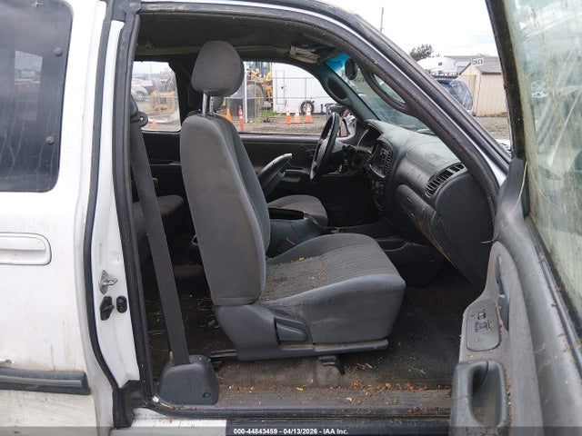 Aukcja sprzedaży 2004 Toyota Tundra Sr5 V8, vin: 5TBBT44154S448806, numer aukcji: 44843459