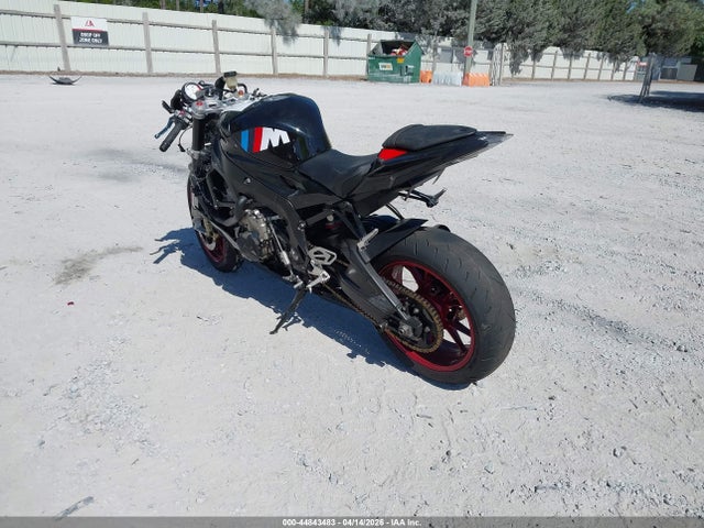 2015 Bmw S 1000 Rr მანქანა იყიდება აუქციონზე, vin: WB10D2108FZ351531, აუქციონის ნომერი: 44843483