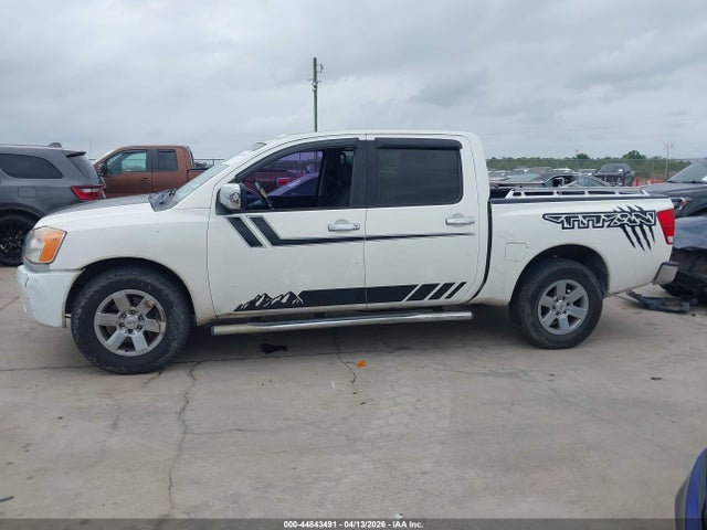 2014 Nissan Titan Sv მანქანა იყიდება აუქციონზე, vin: 1N6BA0ED6EN518025, აუქციონის ნომერი: 44843491