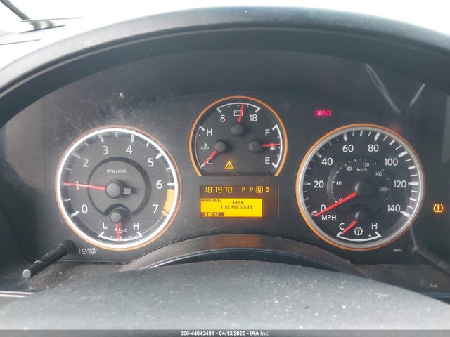 2014 Nissan Titan Sv მანქანა იყიდება აუქციონზე, vin: 1N6BA0ED6EN518025, აუქციონის ნომერი: 44843491