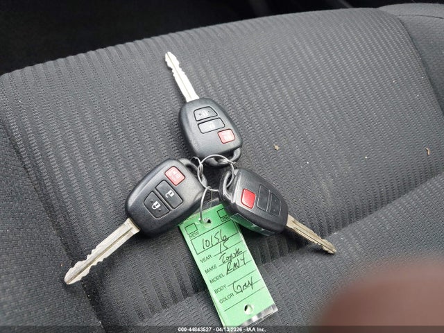 2015 Toyota Rav4 Xle მანქანა იყიდება აუქციონზე, vin: JTMRFREV9FJ046637, აუქციონის ნომერი: 44843527