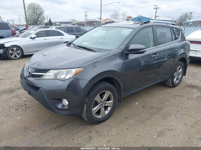 2015 Toyota Rav4 Xle მანქანა იყიდება აუქციონზე, vin: JTMRFREV9FJ046637, აუქციონის ნომერი: 44843527