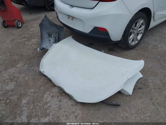 44843570 :رقم المزاد ، 3G1BC6SM7KS551372 vin ، 2019 Chevrolet Cruze Ls مزاد بيع
