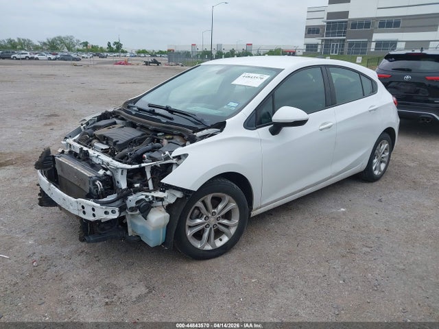 44843570 :رقم المزاد ، 3G1BC6SM7KS551372 vin ، 2019 Chevrolet Cruze Ls مزاد بيع