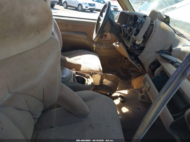 Продаж на аукціоні авто 1995 Chevrolet Gmt-400 C2500, vin: 1GCGC29K2SE209350, номер лоту: 44843605