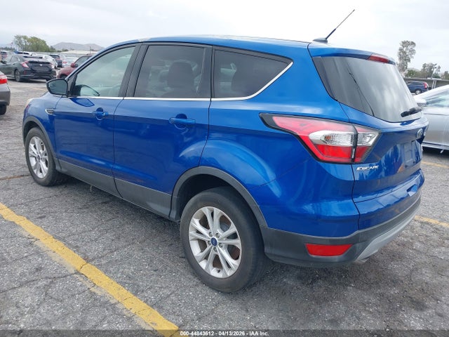1FMCU0GD9HUD11940 Ford ESCAPE SE