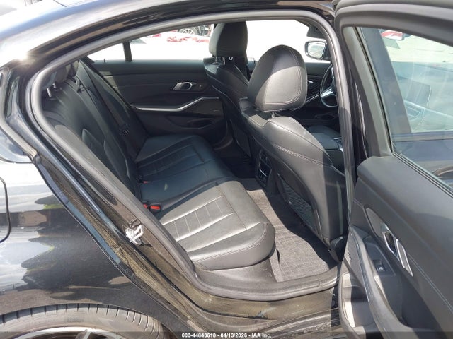 2019 Bmw 330i მანქანა იყიდება აუქციონზე, vin: WBA5R1C57KAK08007, აუქციონის ნომერი: 44843618