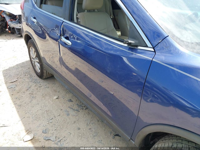 44843622 :رقم المزاد ، KNMAT2MV2HP560490 vin ، 2017 Nissan Rogue Sv مزاد بيع