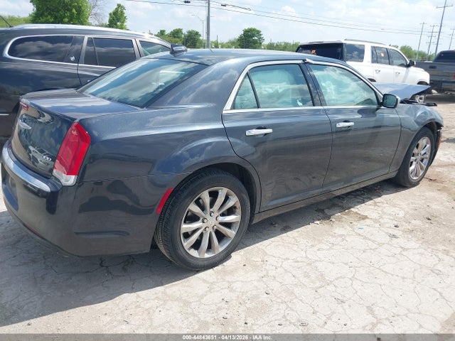 Продаж на аукціоні авто 2018 Chrysler 300 Limited Awd, vin: 2C3CCAKG4JH165314, номер лоту: 44843651